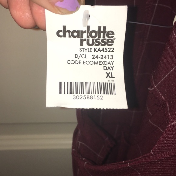 Dress - Picture 3 of 3